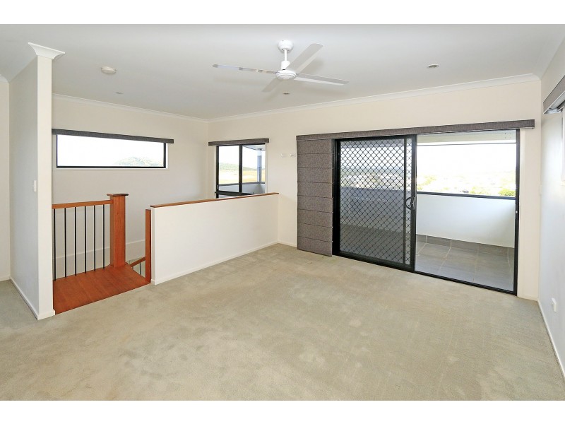 15 Discovery Crescent, Rosslyn QLD 4703