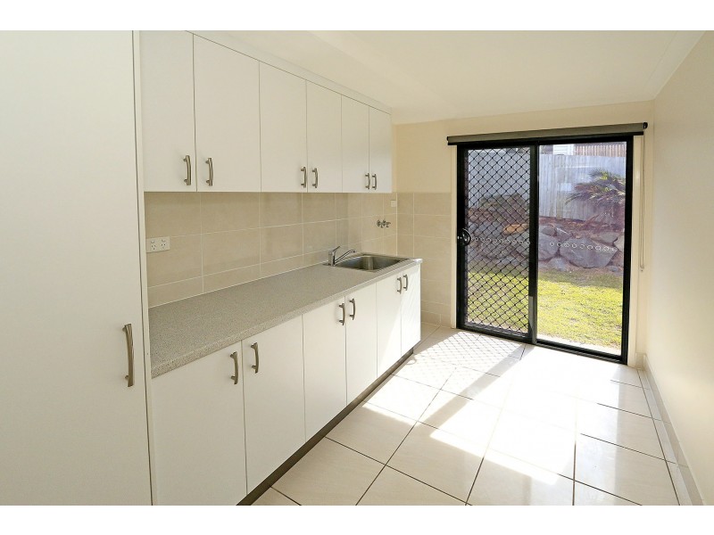 15 Discovery Crescent, Rosslyn QLD 4703