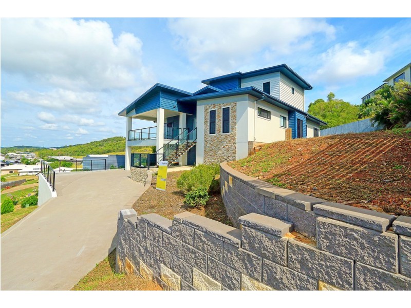 15 Discovery Crescent, Rosslyn QLD 4703