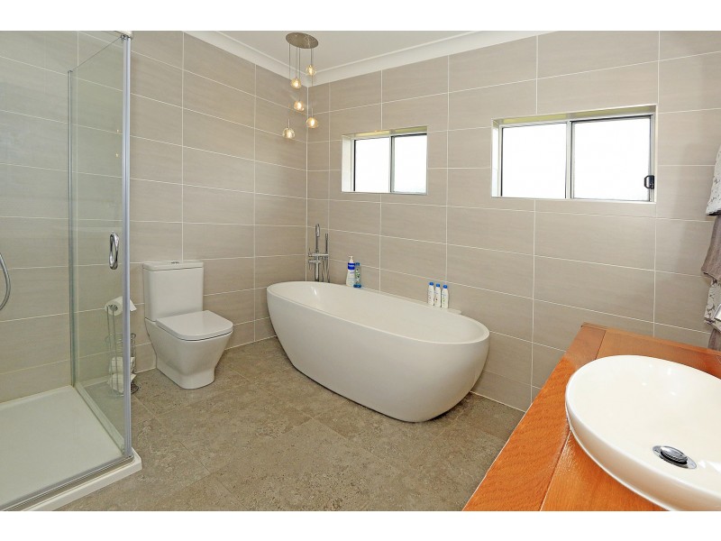 14 Found Street, Meikleville Hill QLD 4703