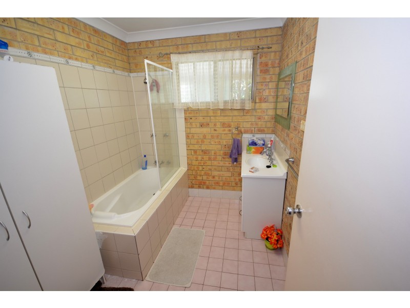 20 Larnach Street, Zilzie QLD 4710