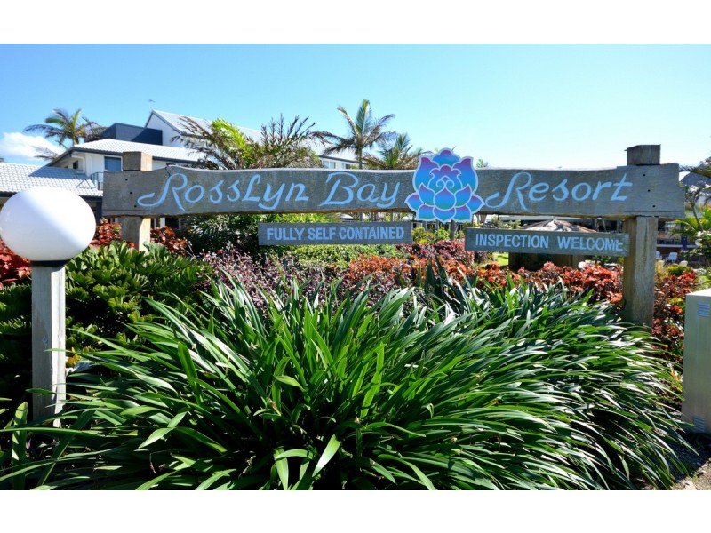 304/34-48 Vin E Jones Memorial Dve, Rosslyn QLD 4703