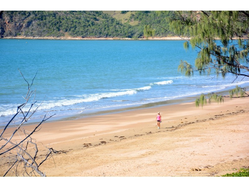 2/12-14 Breakwater Drive, Rosslyn QLD 4703