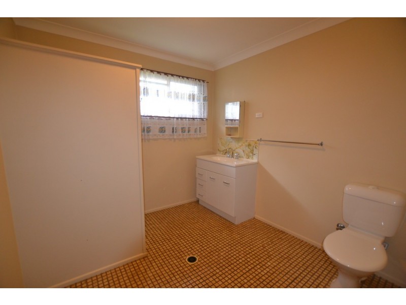 15 Davidson Street, Cooee Bay QLD 4703