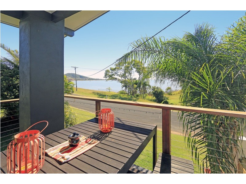 20 Ocean Parade, Cooee Bay QLD 4703