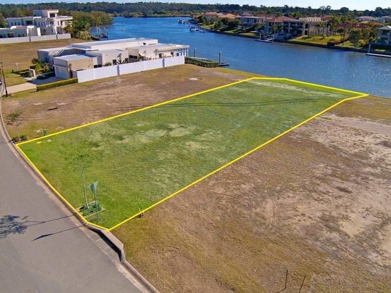 2605 Gracemere Circuit North, Hope Island QLD 4212