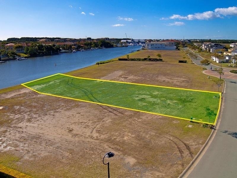 2605 Gracemere Circuit North, Hope Island QLD 4212