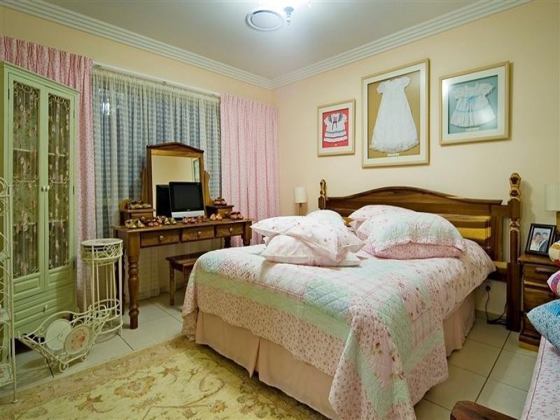 2639 Yanderra Close, Hope Island QLD 4212