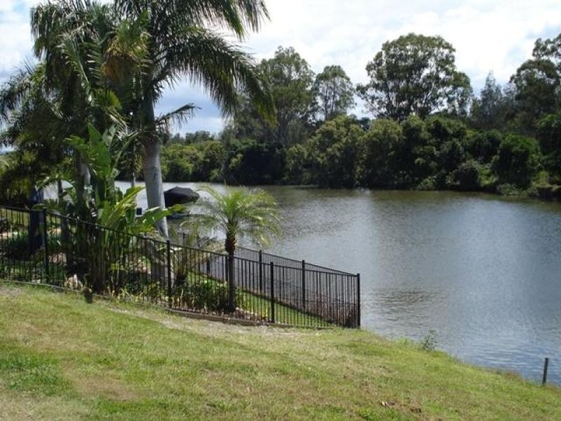 2520 Gracemere Circuit North, Hope Island QLD 4212