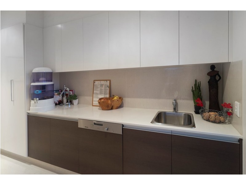 2230 Glengallon Way, Hope Island QLD 4212