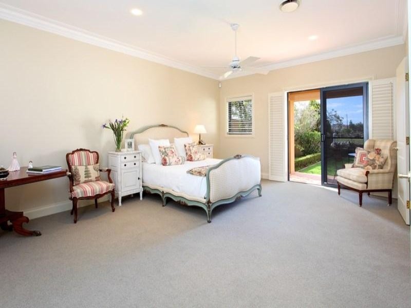 3106 Riverleigh Drive, Hope Island QLD 4212