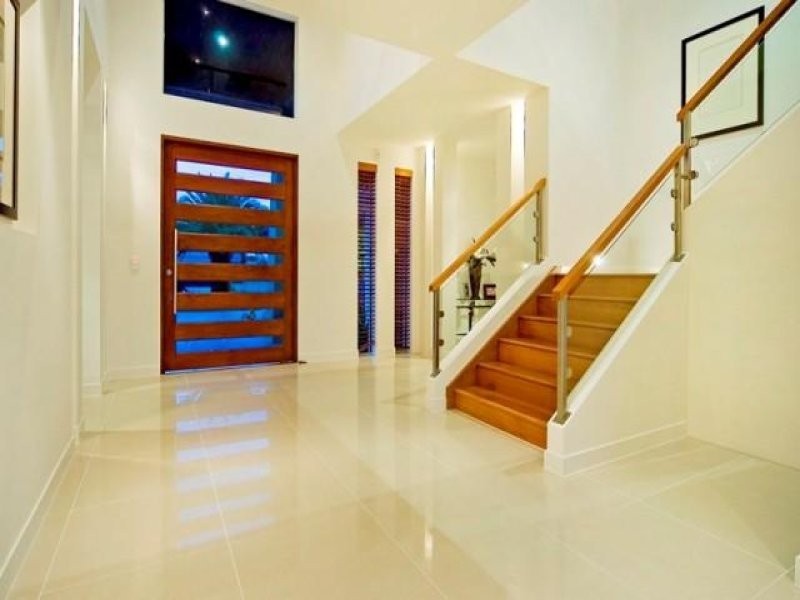 2504 Cressbrook Drive, Hope Island QLD 4212