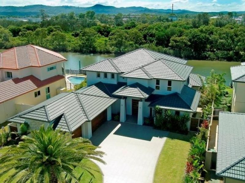 2504 Cressbrook Drive, Hope Island QLD 4212