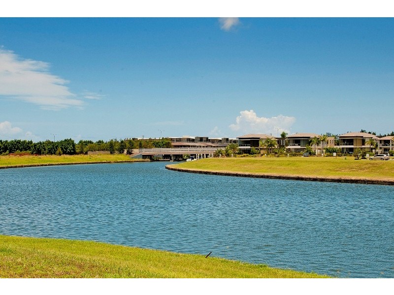 2629 Virginia Drive, Hope Island QLD 4212