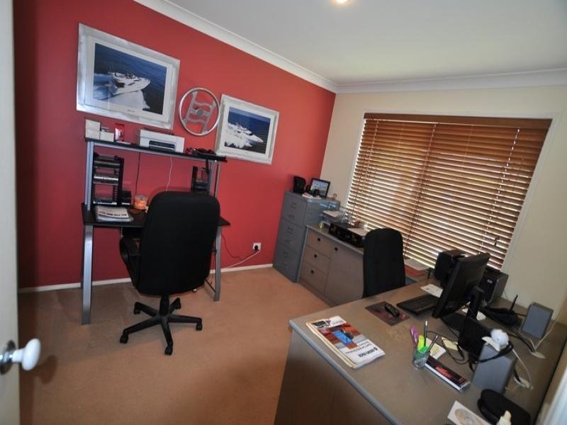 32 Monterey Keys Drive, Monterey Keys QLD 4212