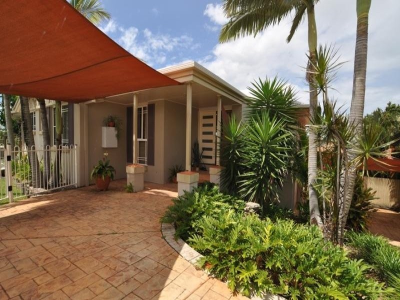 32 Monterey Keys Drive, Monterey Keys QLD 4212