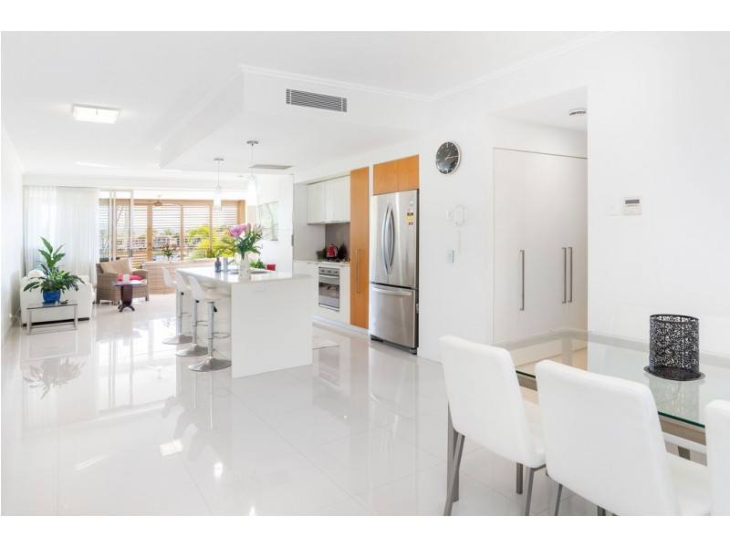 1762/1 Rialto Quay Drive, Stillwater Apartments, Hope Island QLD 4212