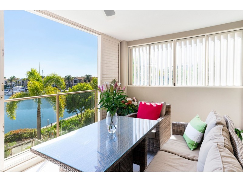 1762/1 Rialto Quay Drive, Stillwater Apartments, Hope Island QLD 4212