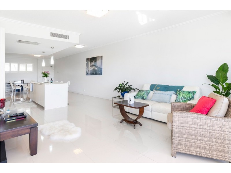 1762/1 Rialto Quay Drive, Stillwater Apartments, Hope Island QLD 4212