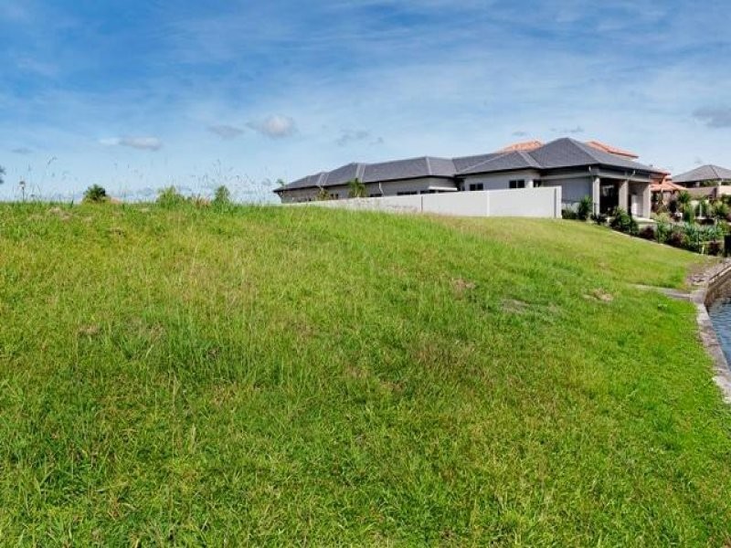 2173 Beaufort Way, Hope Island QLD 4212