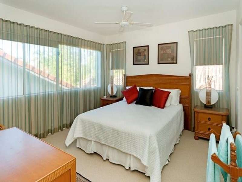 5201 Marine Drive West, Sanctuary Cove QLD 4212