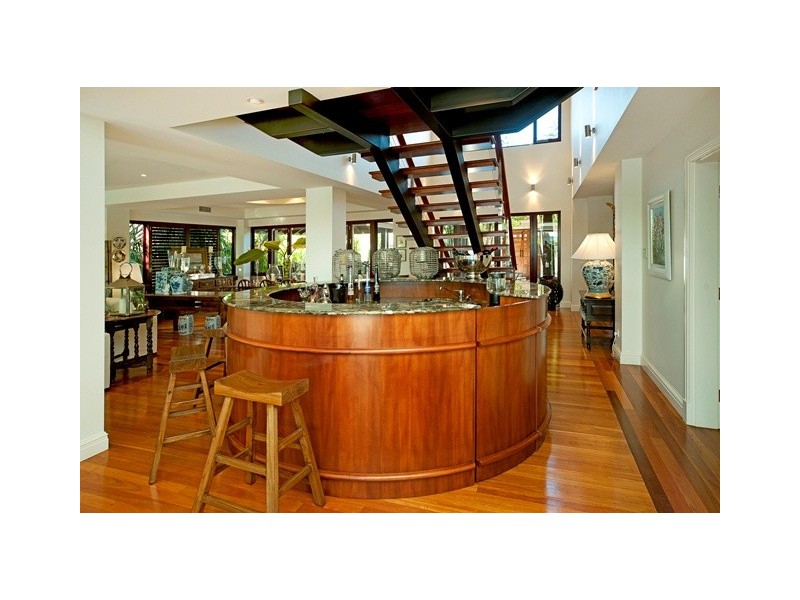 3118 Riverleigh Drive, Hope Island QLD 4212