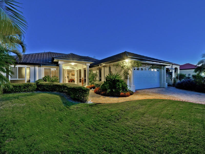 2 Parkwater Point, Monterey Keys QLD 4212