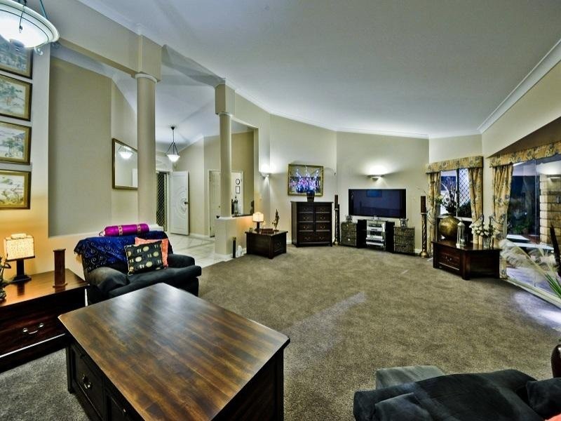 2 Parkwater Point, Monterey Keys QLD 4212