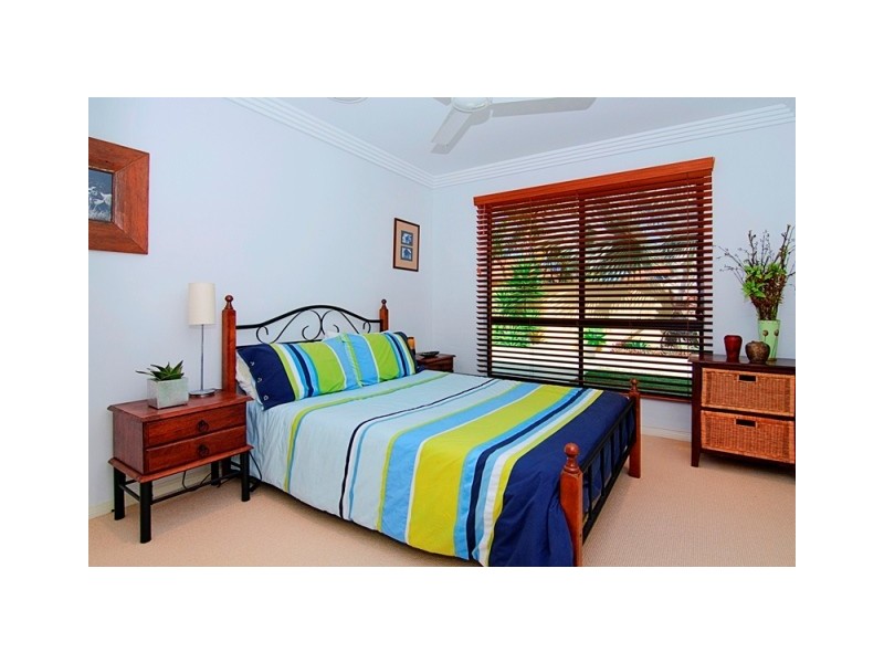 15 Waterside Esplanade, Monterey Keys QLD 4212