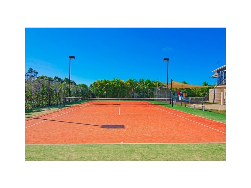 15 Waterside Esplanade, Monterey Keys QLD 4212