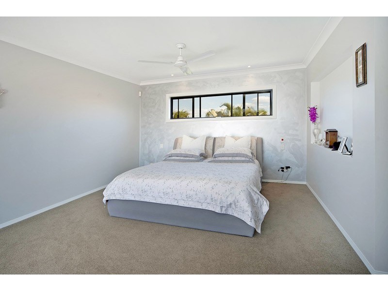 1616 Rosebank Way West, Hope Island QLD 4212