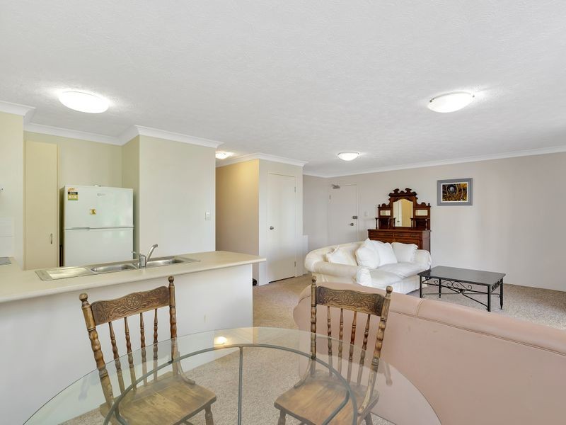 10/16-26 Waverley Street, Southport QLD 4215