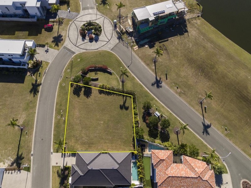 7687 Fairway Boulevard, Hope Island QLD 4212