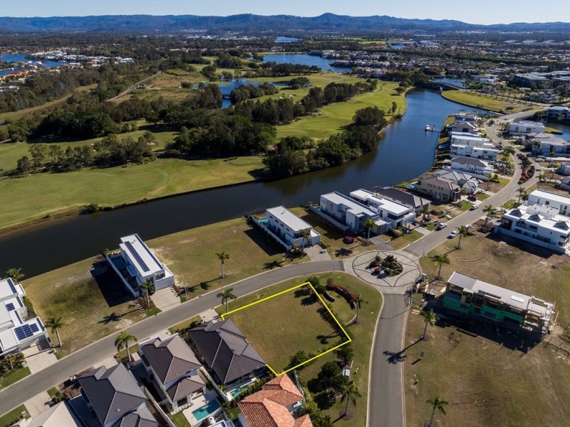 7687 Fairway Boulevard, Hope Island QLD 4212