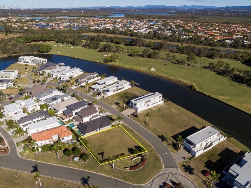 7687 Fairway Boulevard, Hope Island QLD 4212