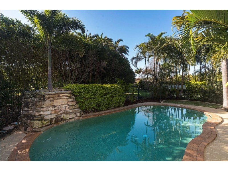 3161 Riverleigh Drive, Hope Island QLD 4212