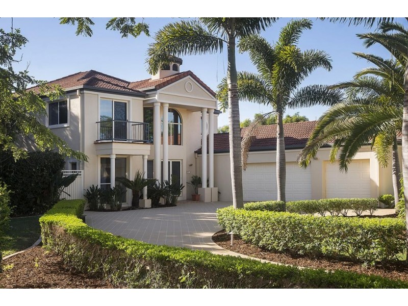 3161 Riverleigh Drive, Hope Island QLD 4212