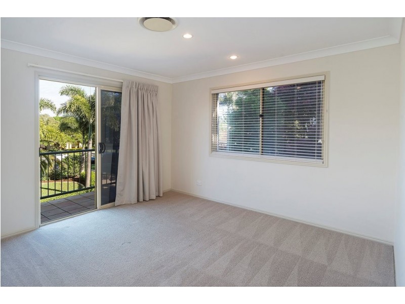 3161 Riverleigh Drive, Hope Island QLD 4212