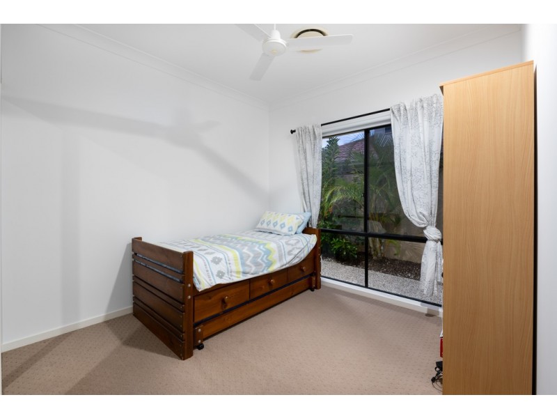 2560 Cressbrook Drive, Hope Island QLD 4212