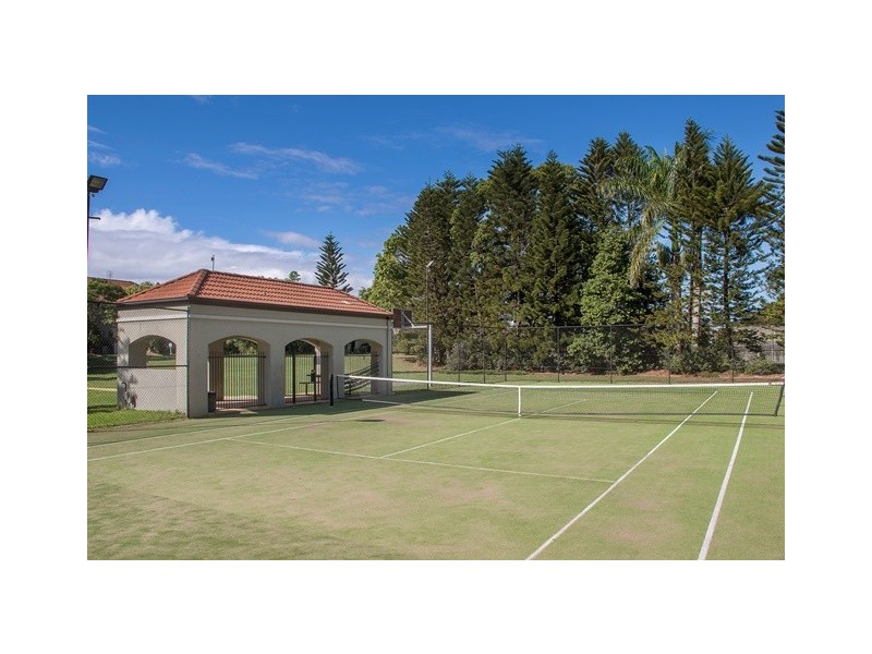 91/19 Santa Barbara Road, Hope Island QLD 4212