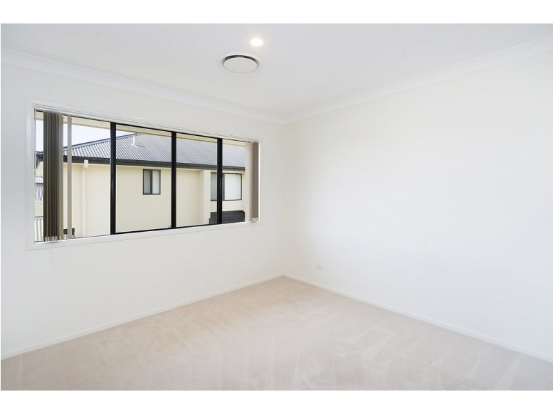 91/19 Santa Barbara Road, Hope Island QLD 4212