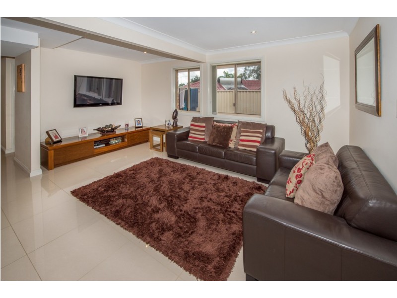 5 Island Court, Merrimac QLD 4226