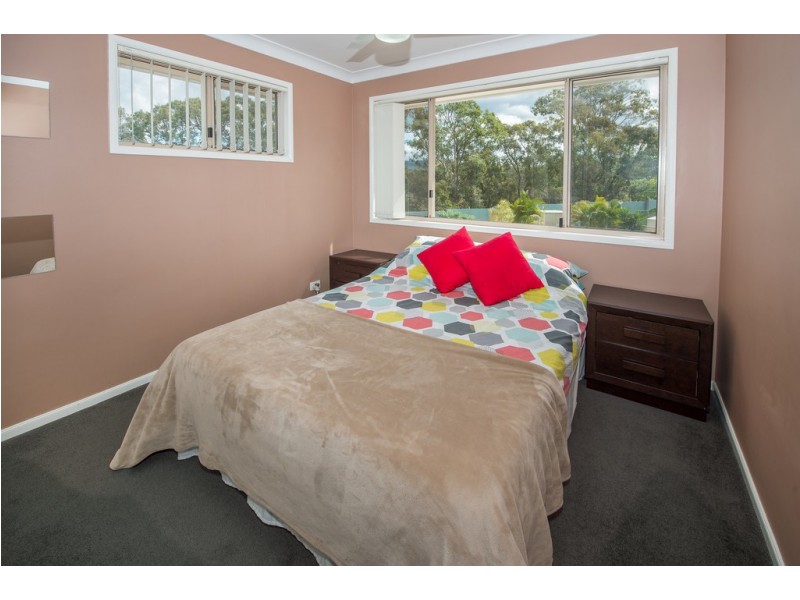 5 Island Court, Merrimac QLD 4226