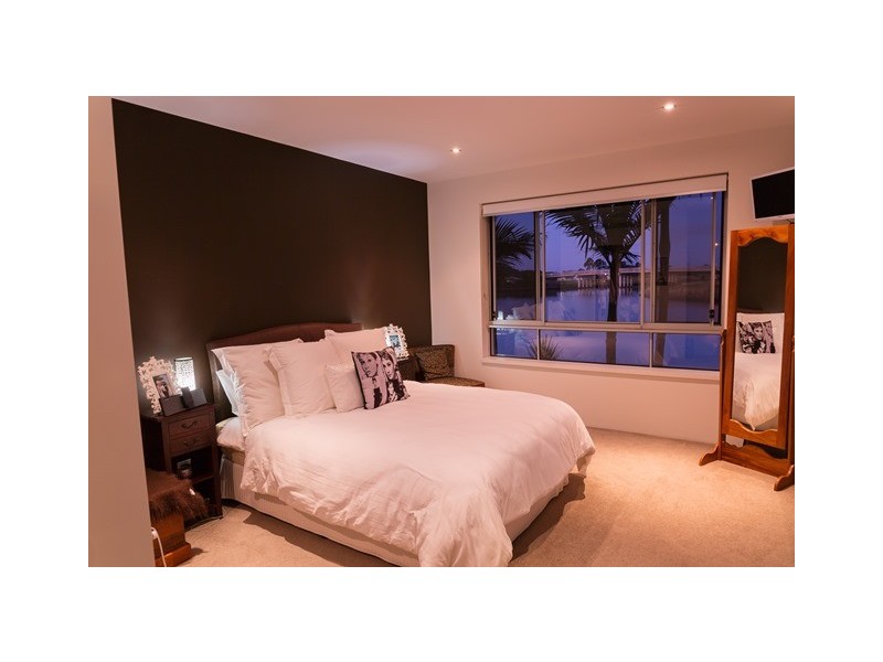 412/3 Pendraat Parade, Hope Island QLD 4212