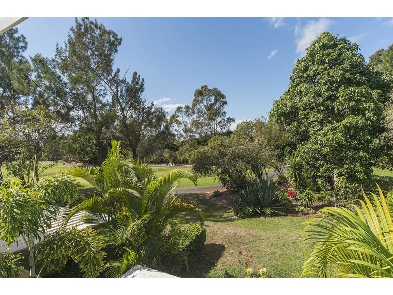 8112 Magnolia Gardens Court, Hope Island QLD 4212