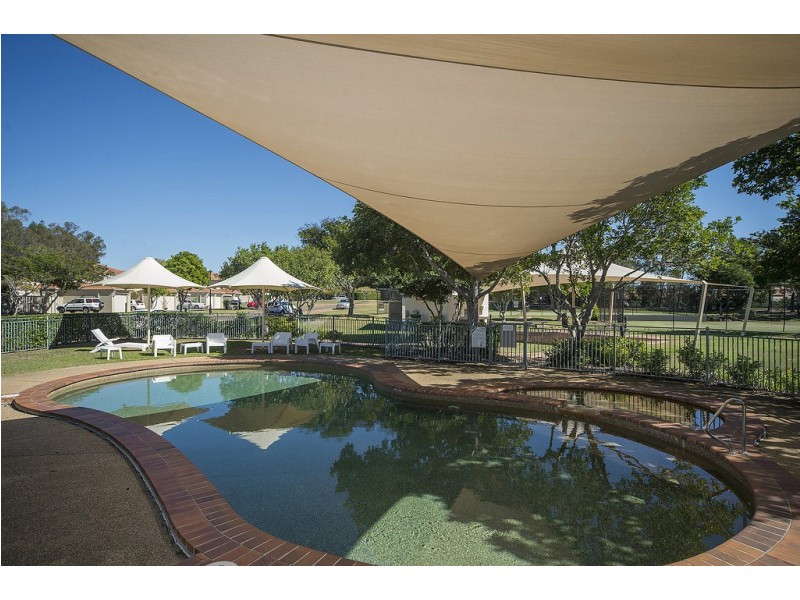 8112 Magnolia Gardens Court, Hope Island QLD 4212