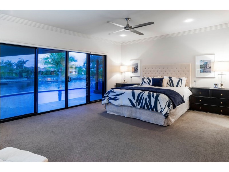 19 Sabrina Avenue, Helensvale QLD 4212