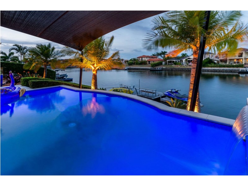 19 Sabrina Avenue, Helensvale QLD 4212