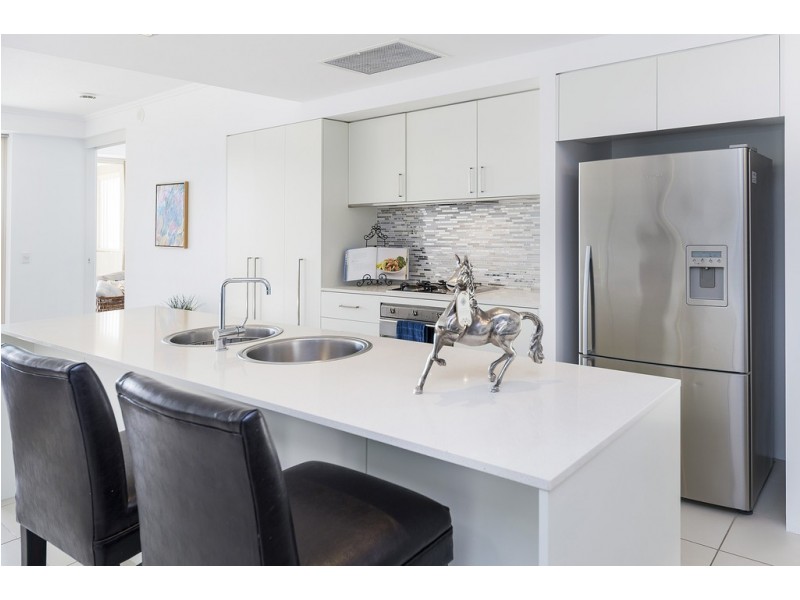 1797/1 Rialto Quay Drive, Hope Island QLD 4212