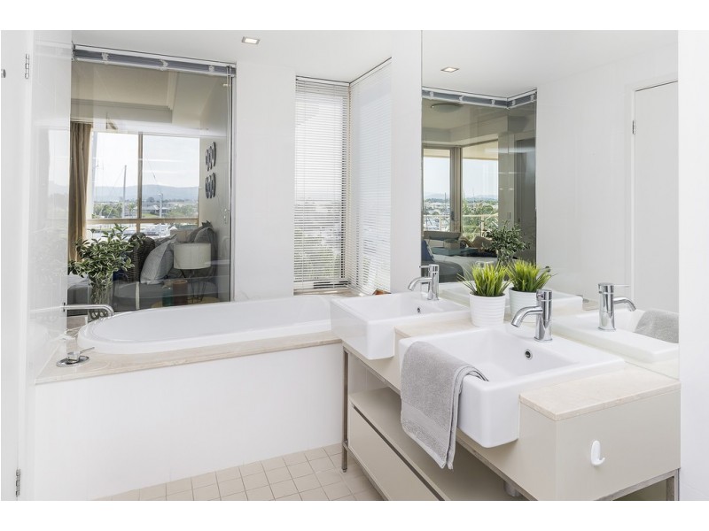 1797/1 Rialto Quay Drive, Hope Island QLD 4212